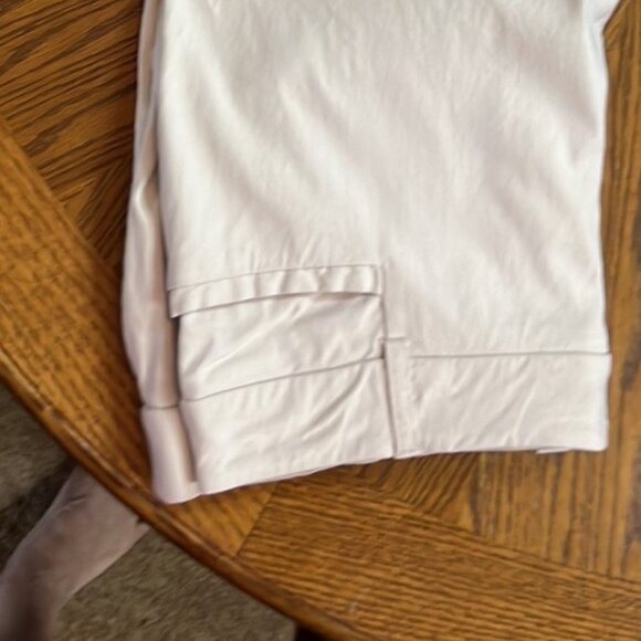 Kim Rogers size 16 capri's khaki Pockets zipper and hook with stretch waist - Picture 2 of 3